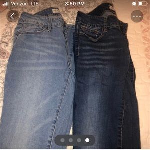 2 pairs of jeans